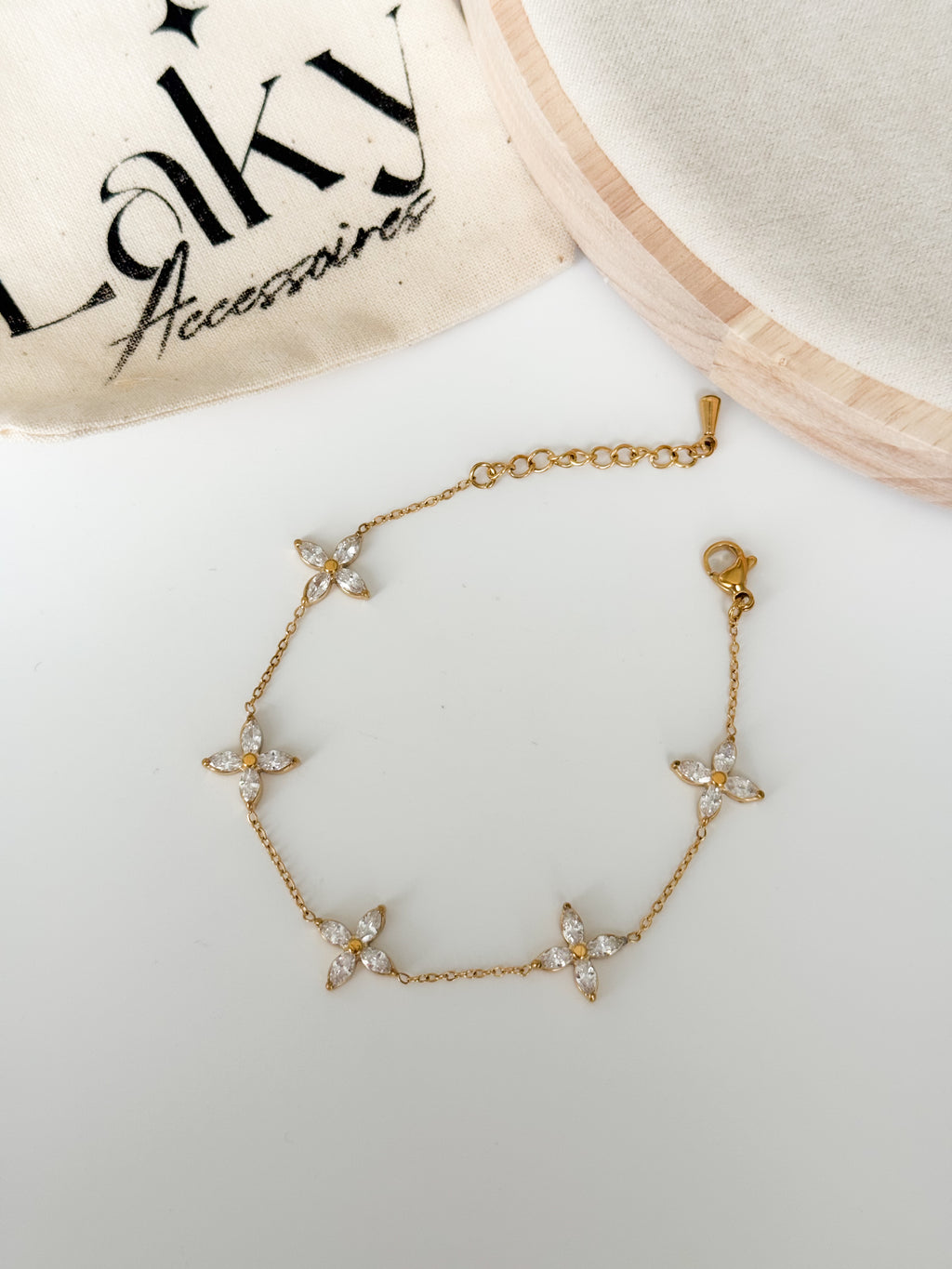 Gourmette fleur perlée -En acier inoxydable -