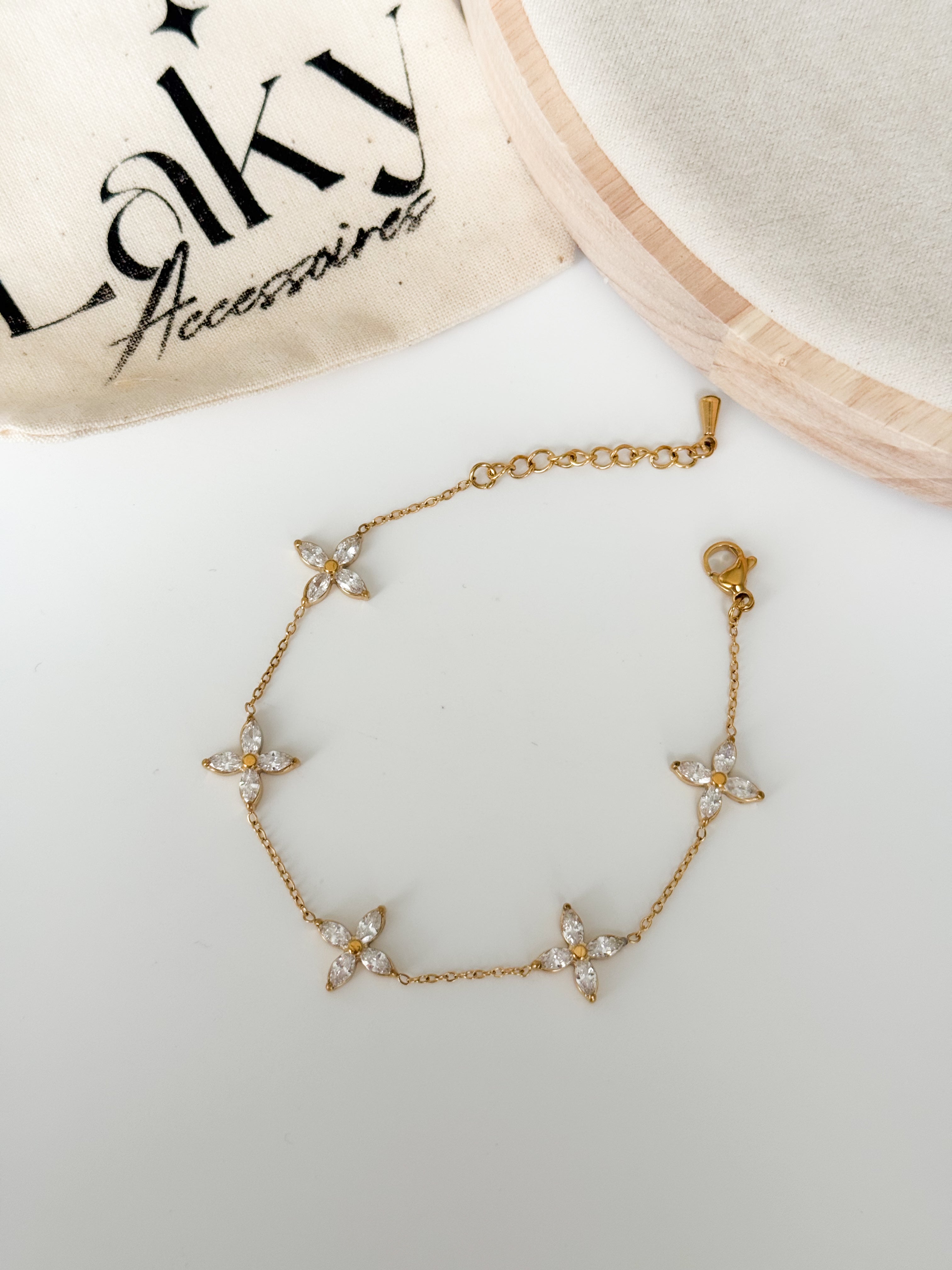 Gourmette fleur perlée -En acier inoxydable -