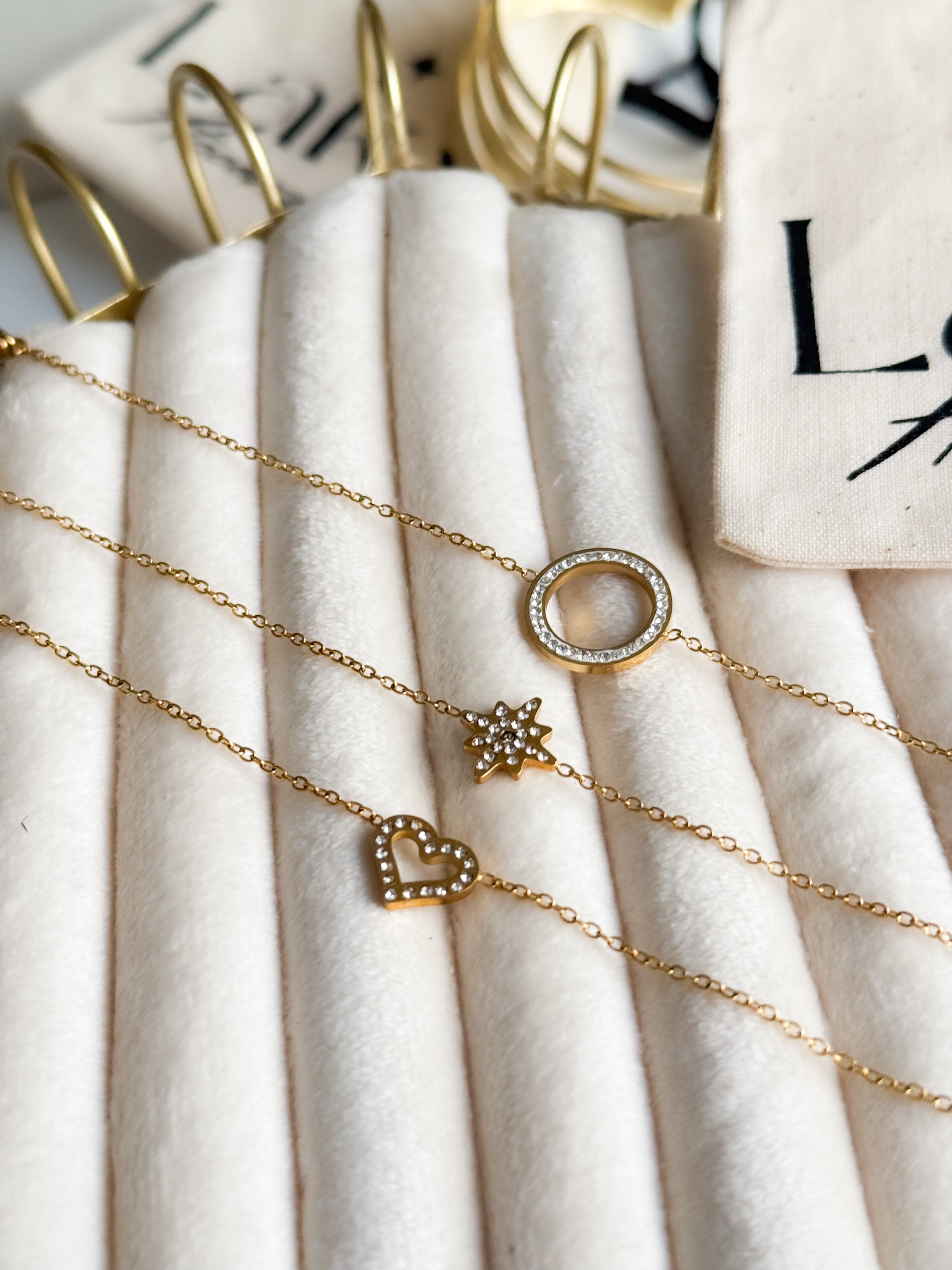 Gourmettes minimaliste en acier inoxydable