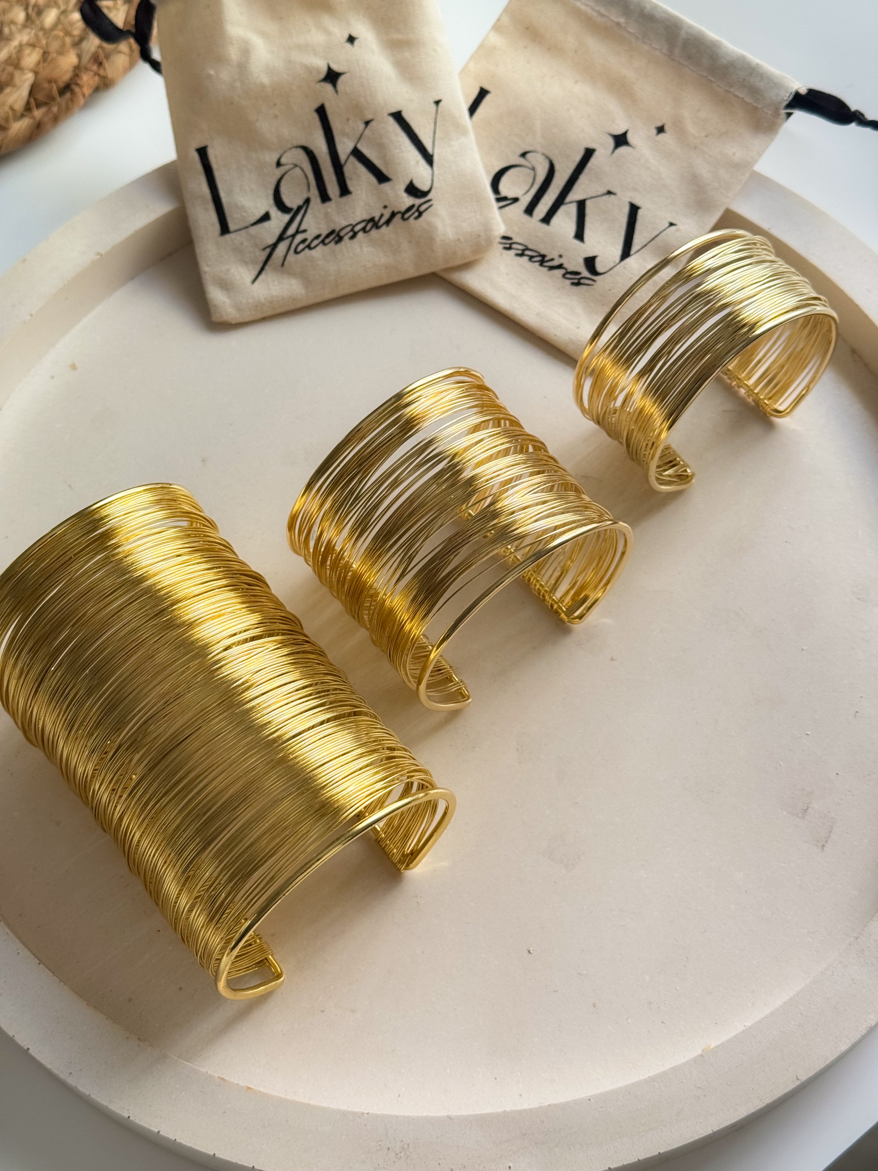 Manchette Tendance – L’Accessoire Best-Seller de la Saison