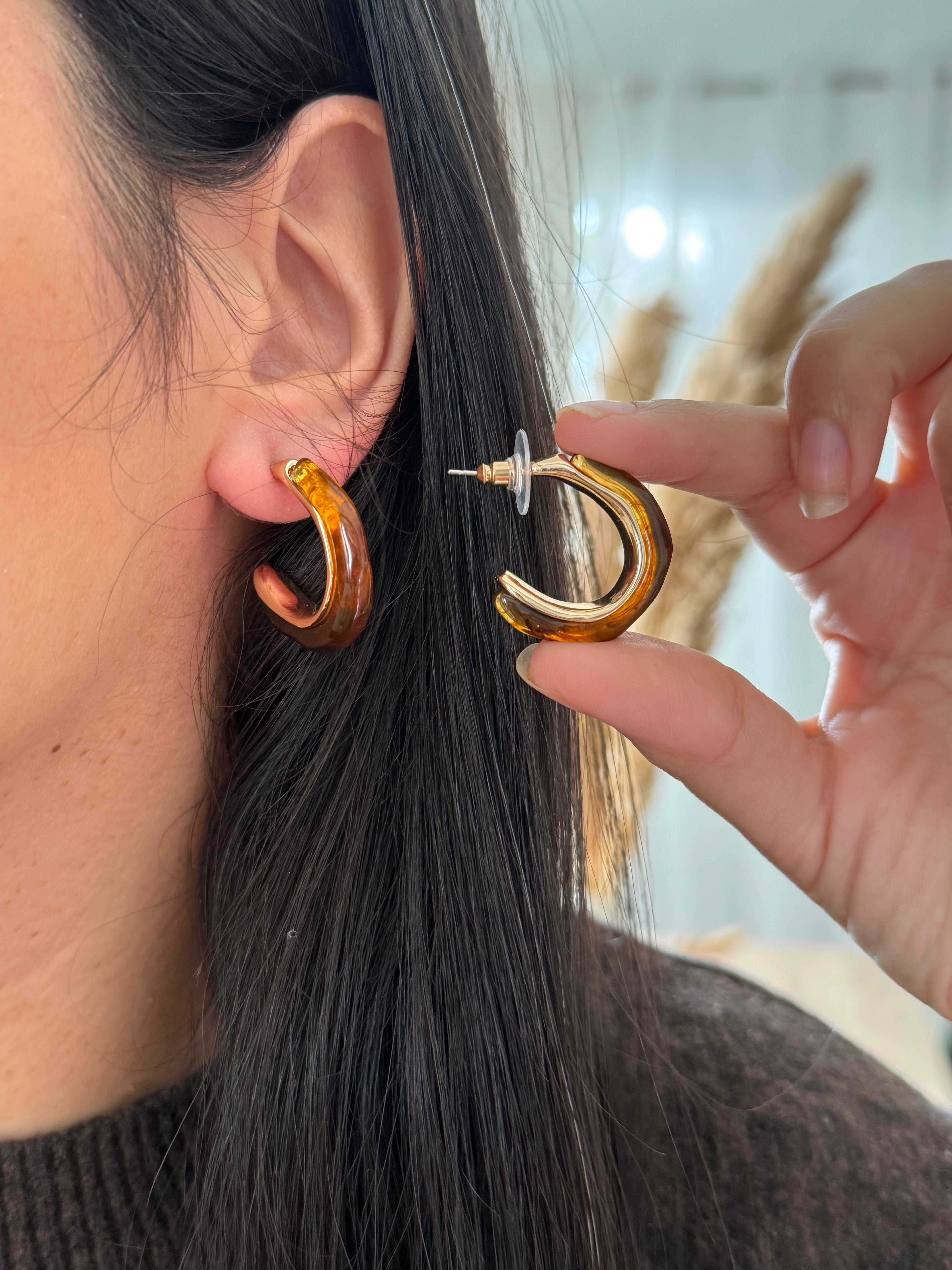 Boucles d’oreilles vintage  4– Résine marron & plaqué or