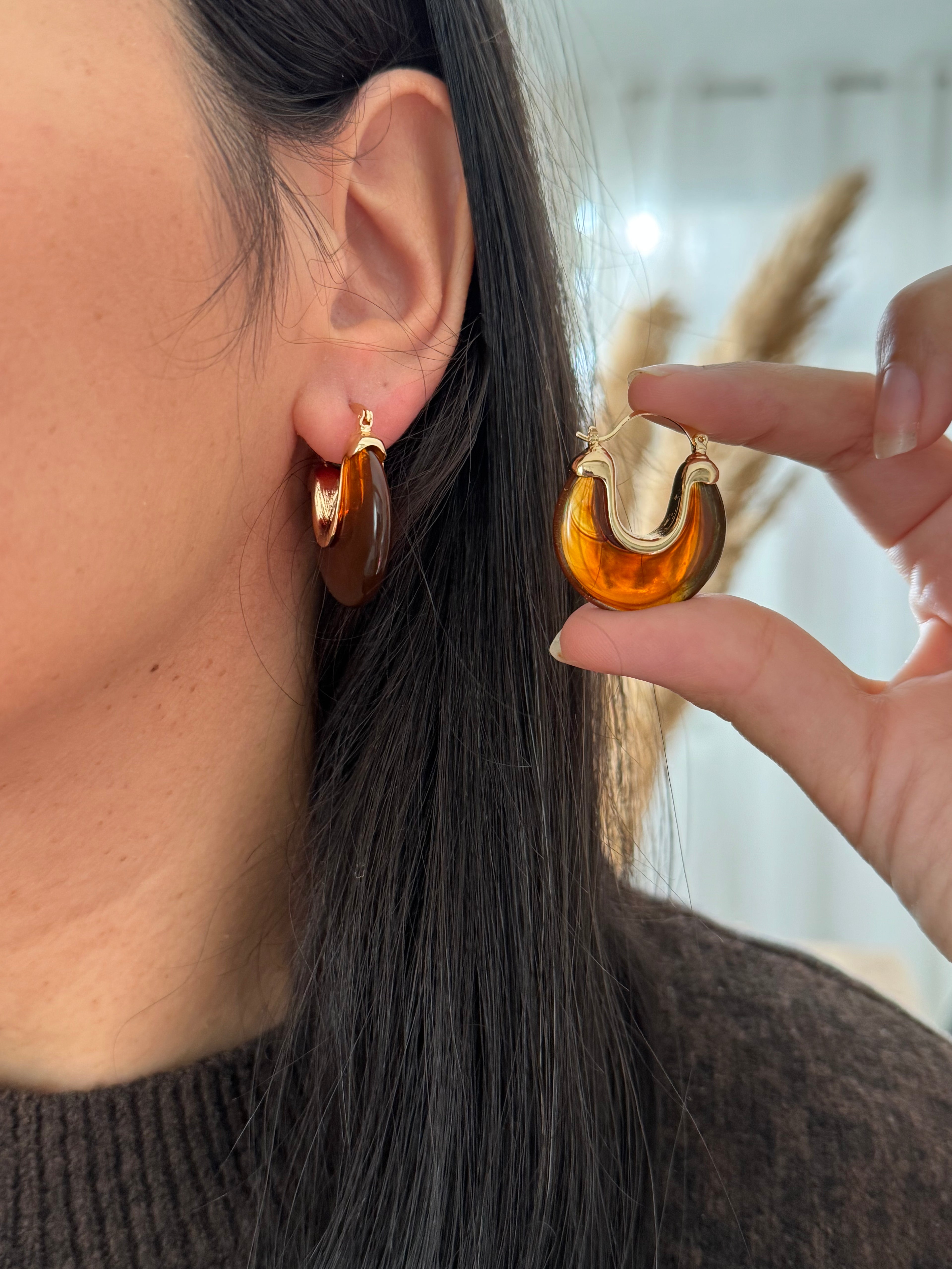 Boucles d’oreilles vintage 2 – Résine marron & plaqué or