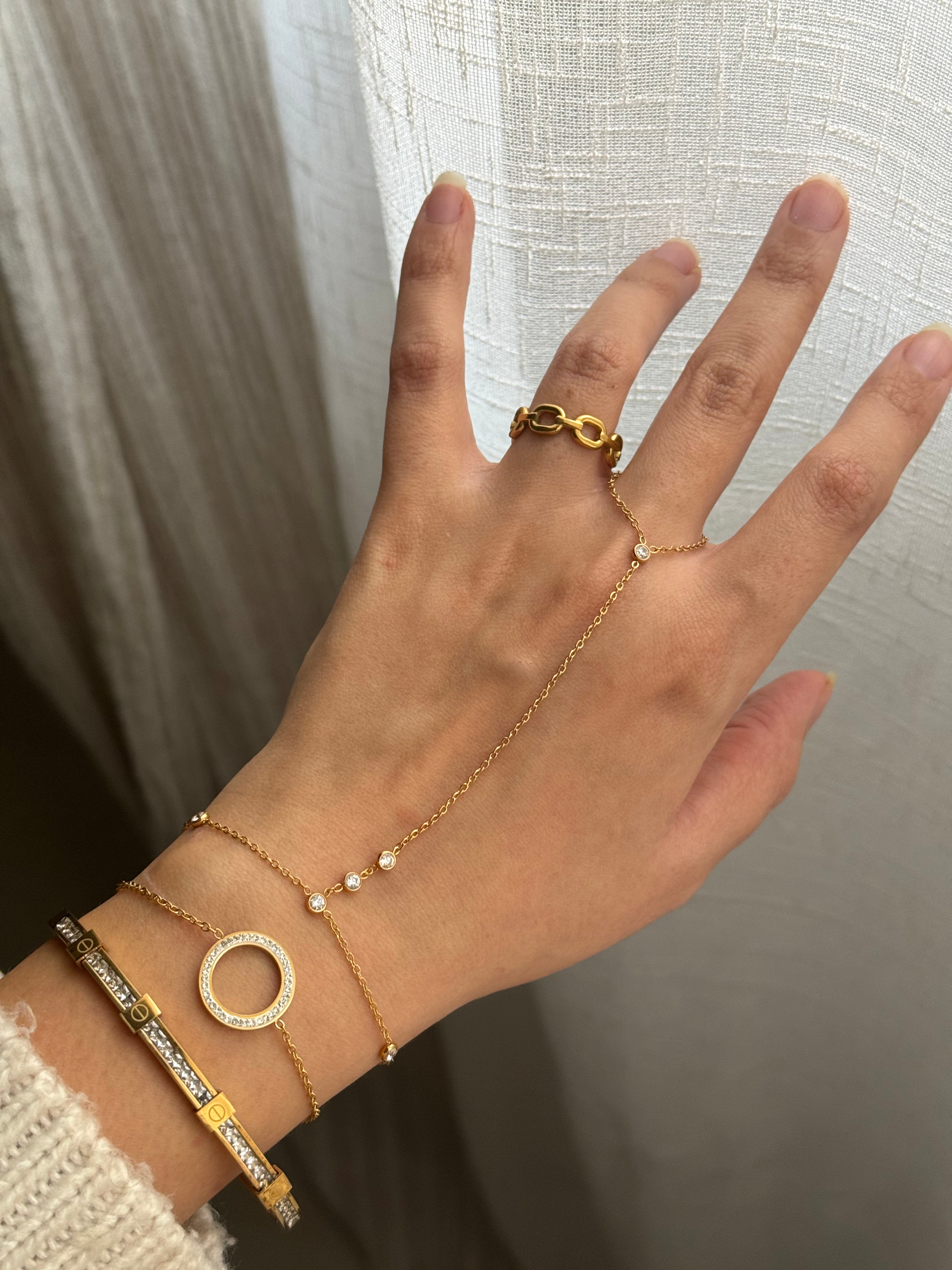 Chaînes de mains ( يد يمانية ) N=°3