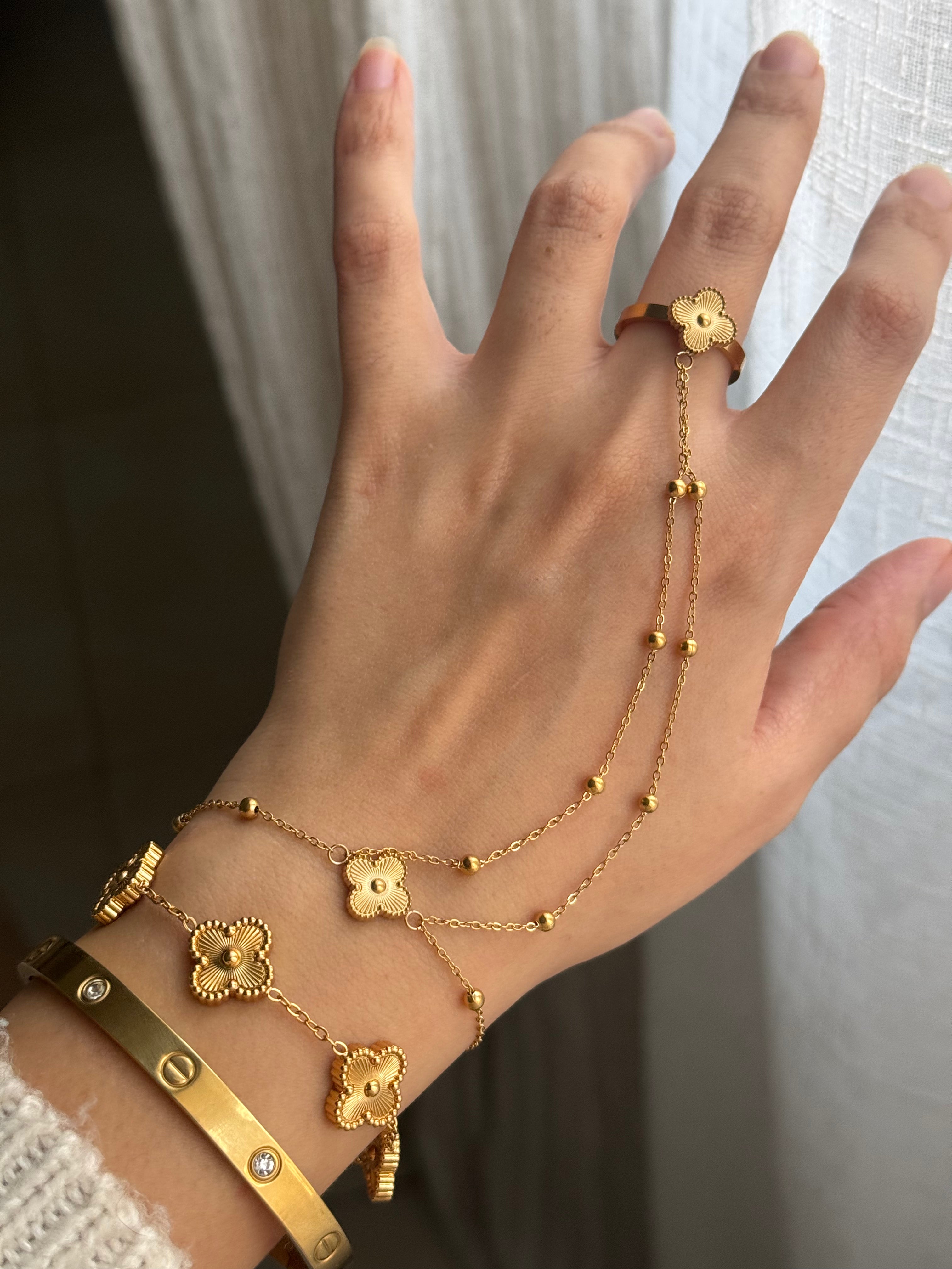 Chaînes de mains ( يد يمانية ) N=°5