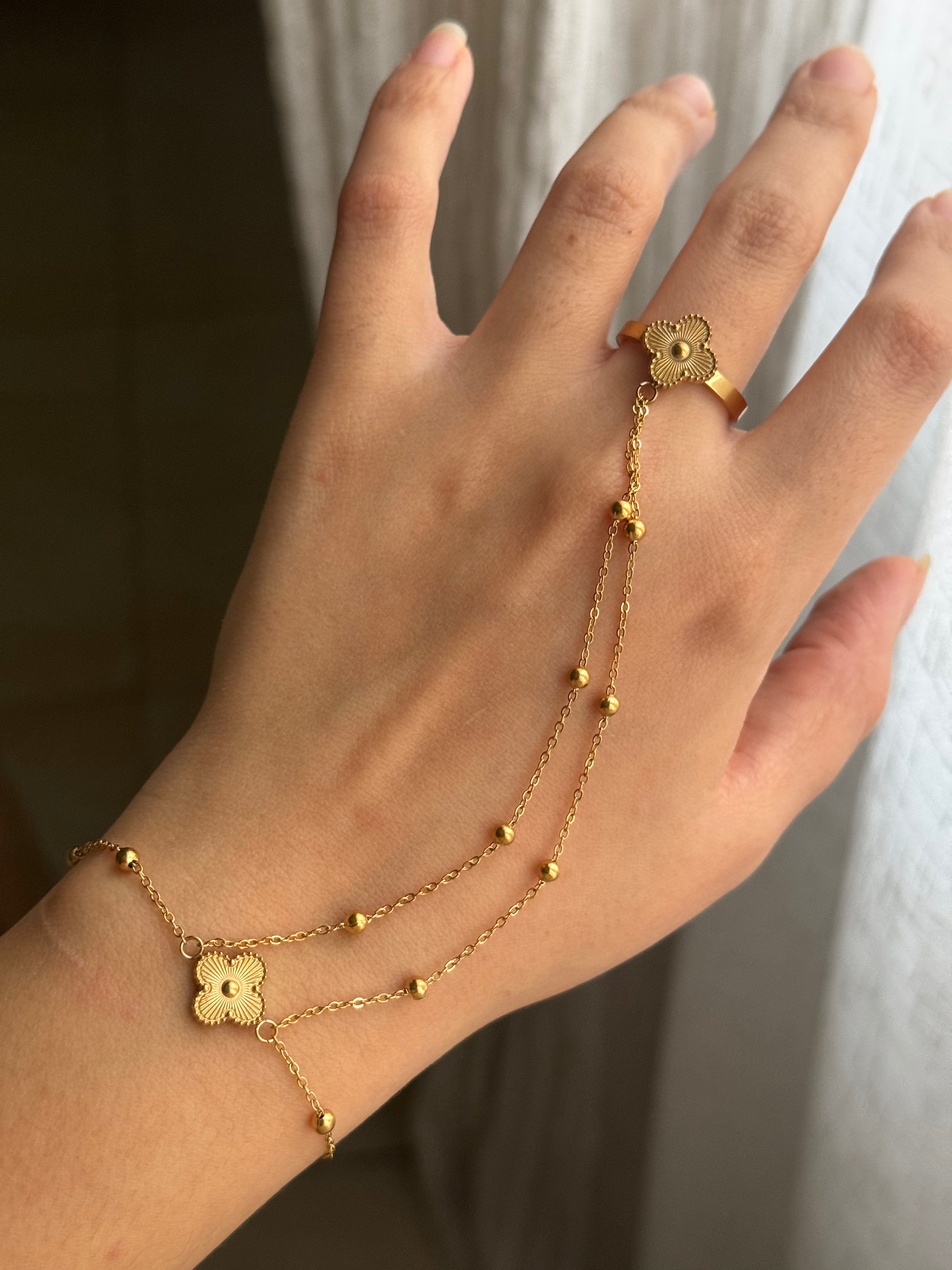 Chaînes de mains ( يد يمانية ) N=°5